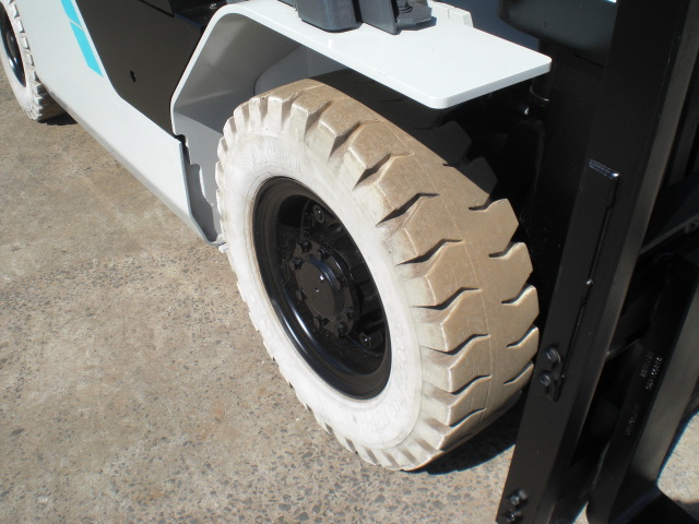 FHD25T15 00437 08.JPG